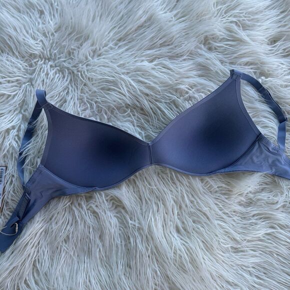 Skims Wireless Form Push up Bra Slate Size 32DDD - Picture 5 of 6